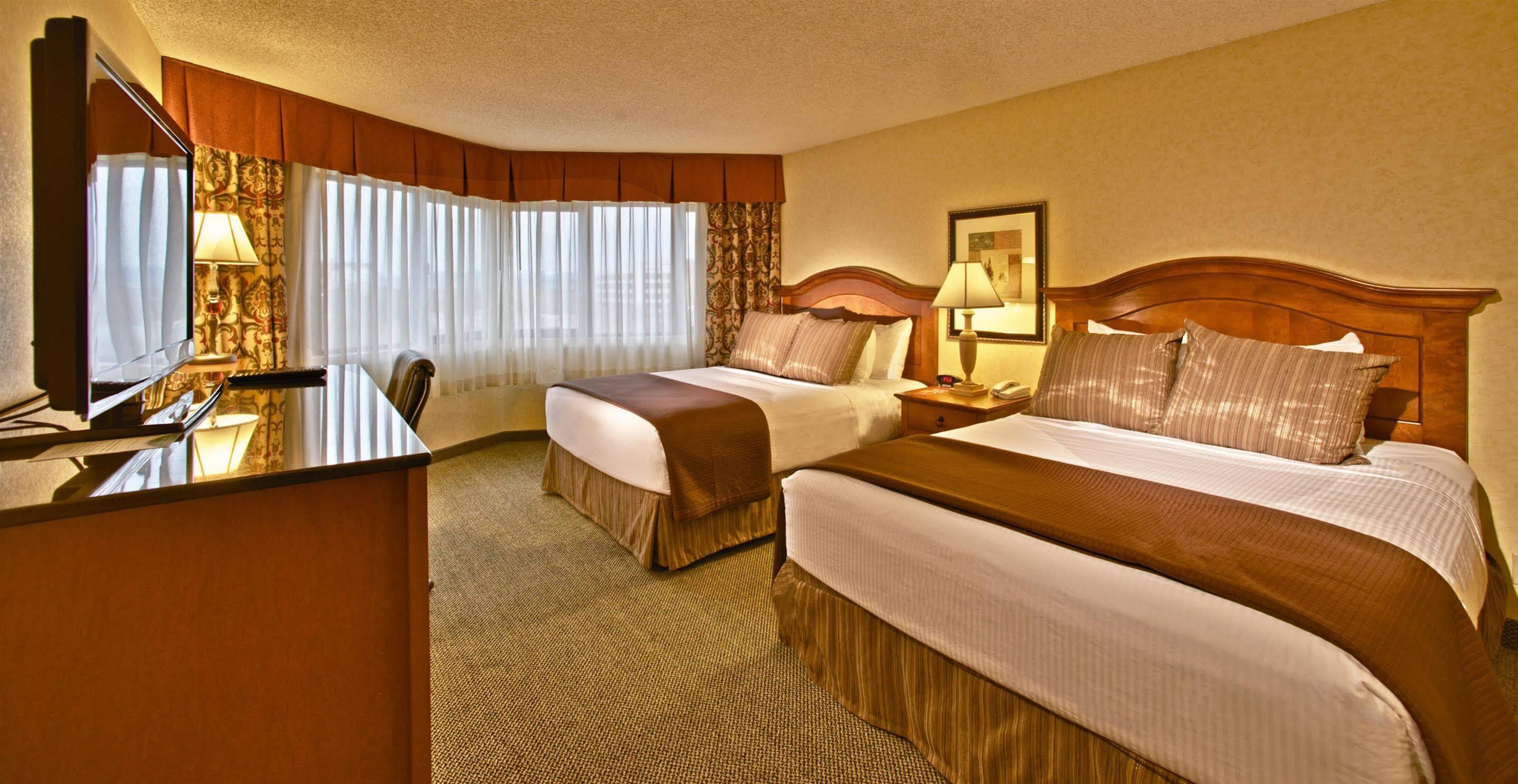 Red Lion Hotel Coos Bay Exterior photo